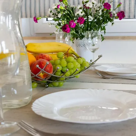 Veroma אוסטרובו